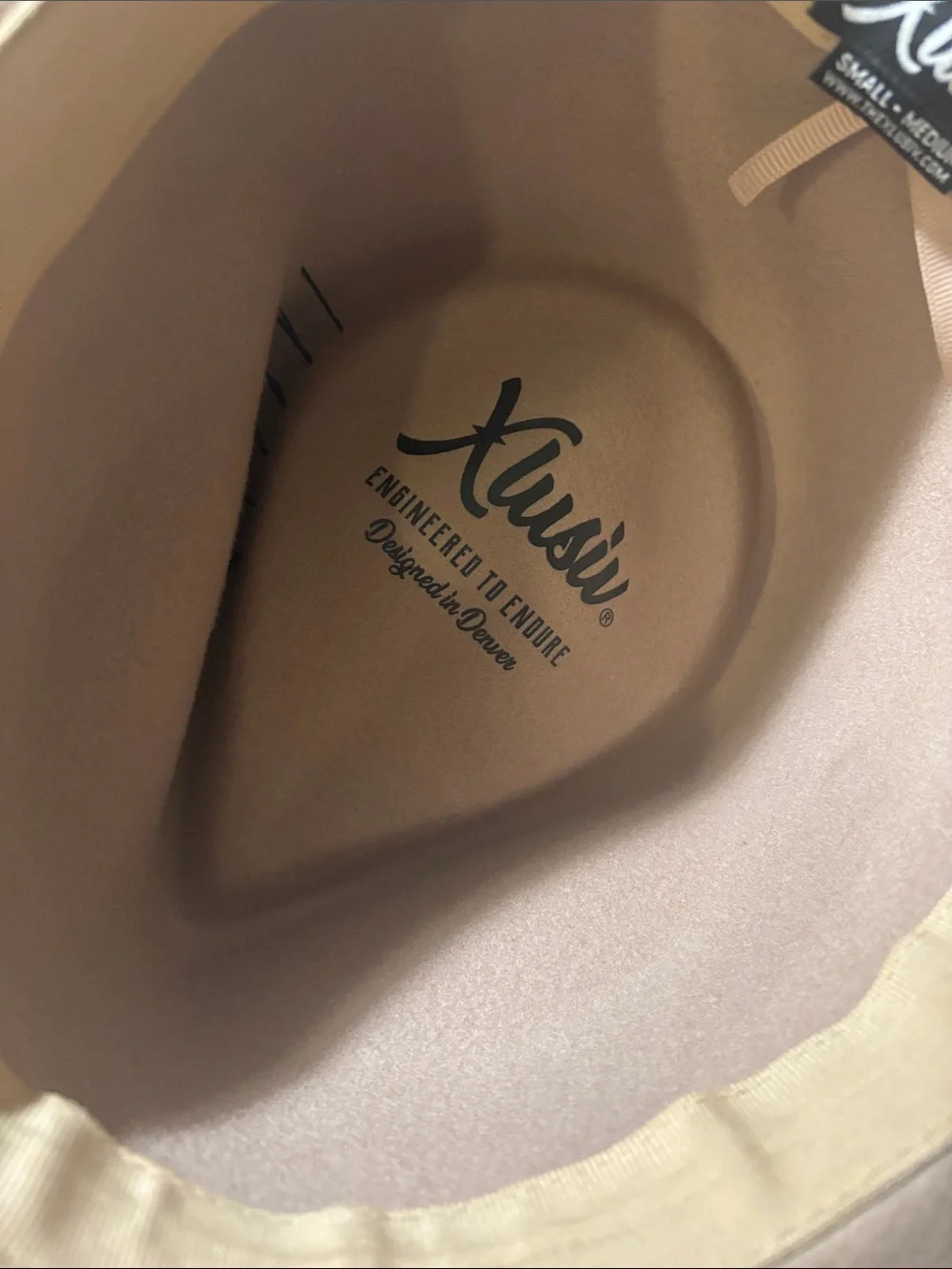 Xlusiv Wide Brim Felt Hat - Tan Camel 🐫